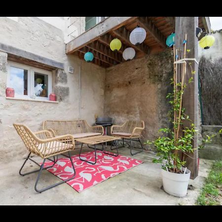 Maison Troglodyte Poitiers Exterior photo